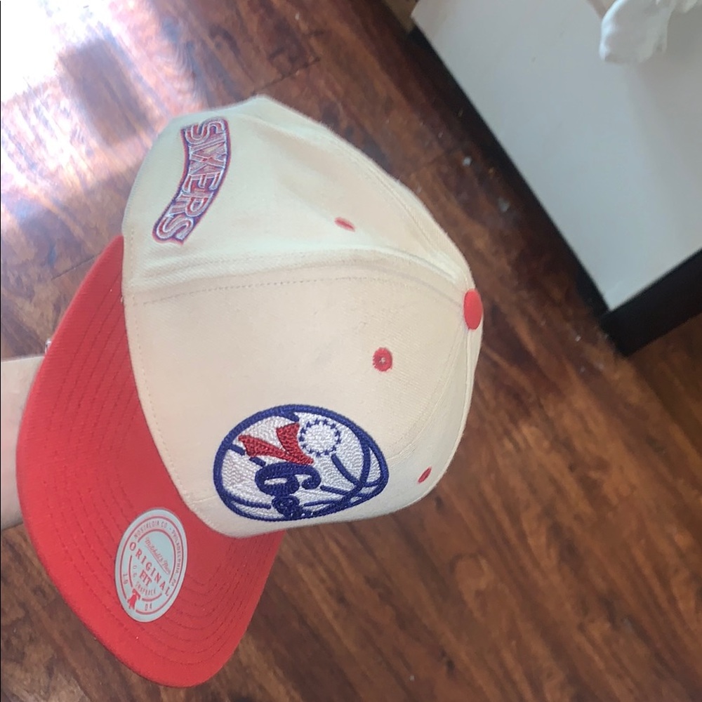 Mitchell & Ness 76ers Red and Cream Snapback